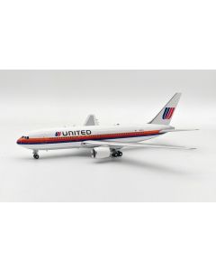 InFlight200 United Airlines Boeing 767-200